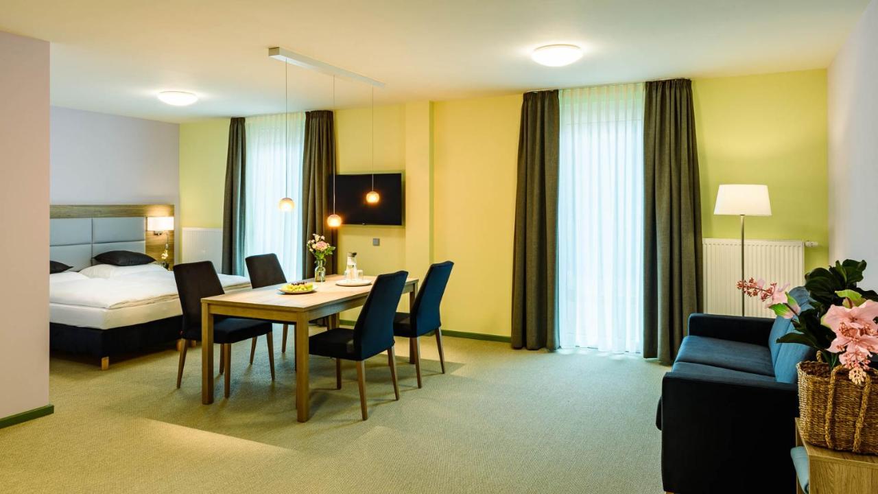 Nutzwedel Resort Farmers Lodge Horst  Exteriör bild